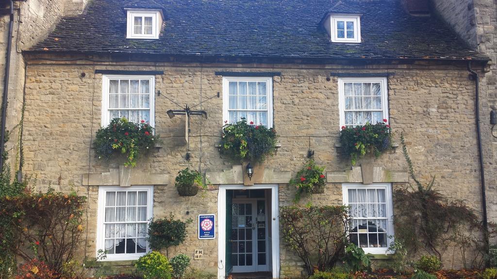 The Witney Guest House Bagian luar foto
